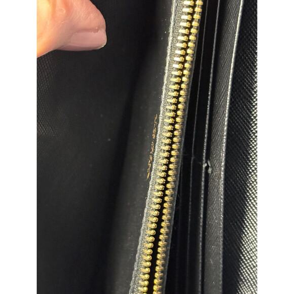 Prada Saffiano Leather Letter Continental Flap Wallet Black Authentic Card Incl - Picture 9 of 15